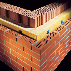 Пример классической кирпичной облицовочной кладки с утеплителем.