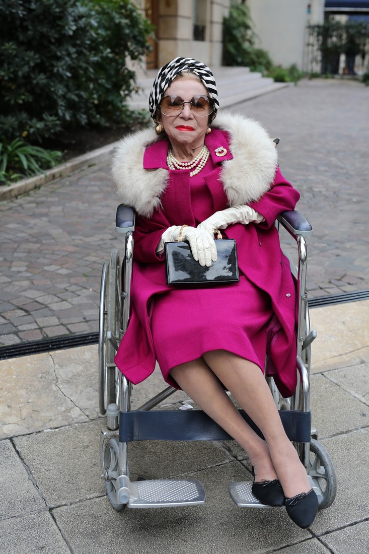 Мода вне возраста и времени: стильные образы пожилых людей, фото № 15