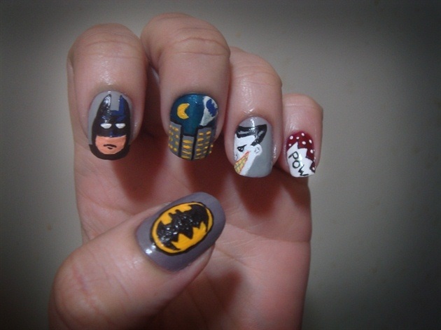 Бэтмен на ногтях фото012