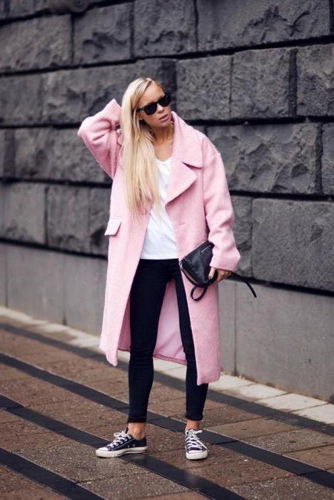 ярко розовое пальто носить