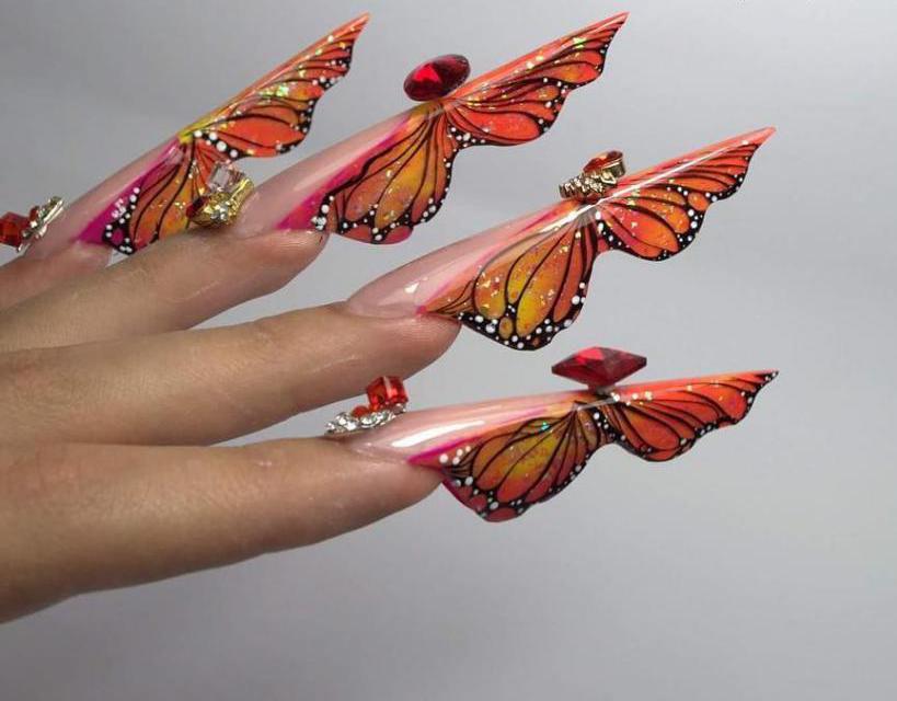 Форма ногтей "Бабочка"