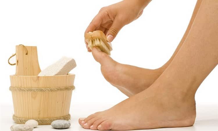 Как делается ванночка для ног с перекисью и содой