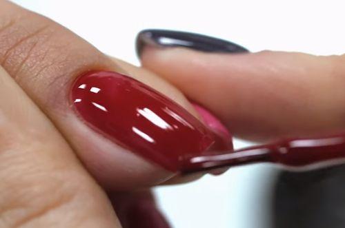 Можно ли красить гелевые ногти обычным лаком. Как это сделать без ошибок