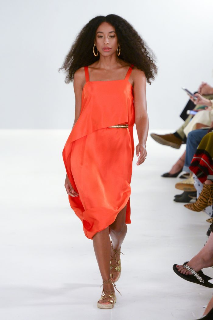 Короткое оранжевое платье Temperley London
