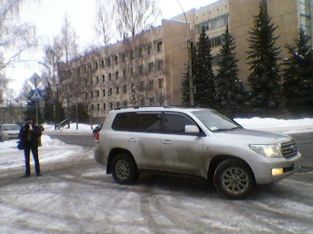 автомобиль Шелепова на выборах 4 марта